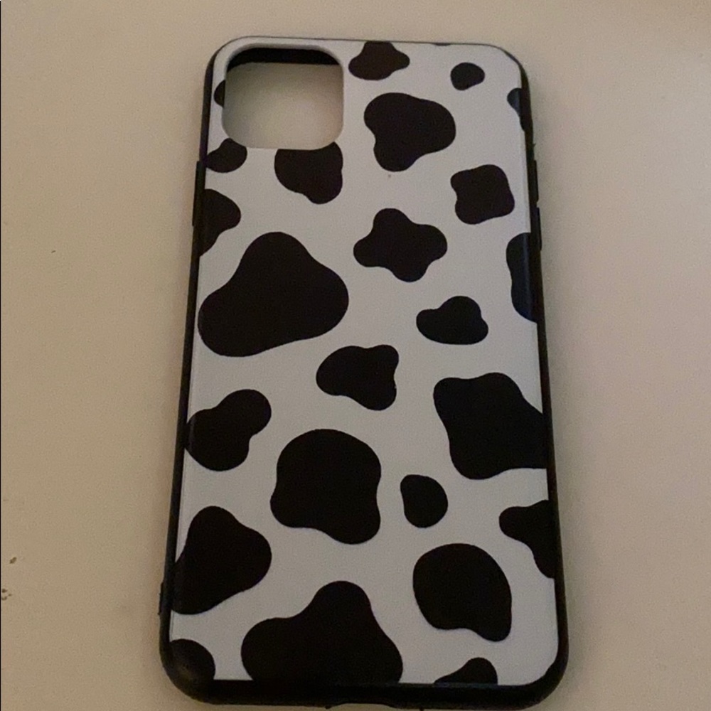 iphone 11 pro max cow print case 😘